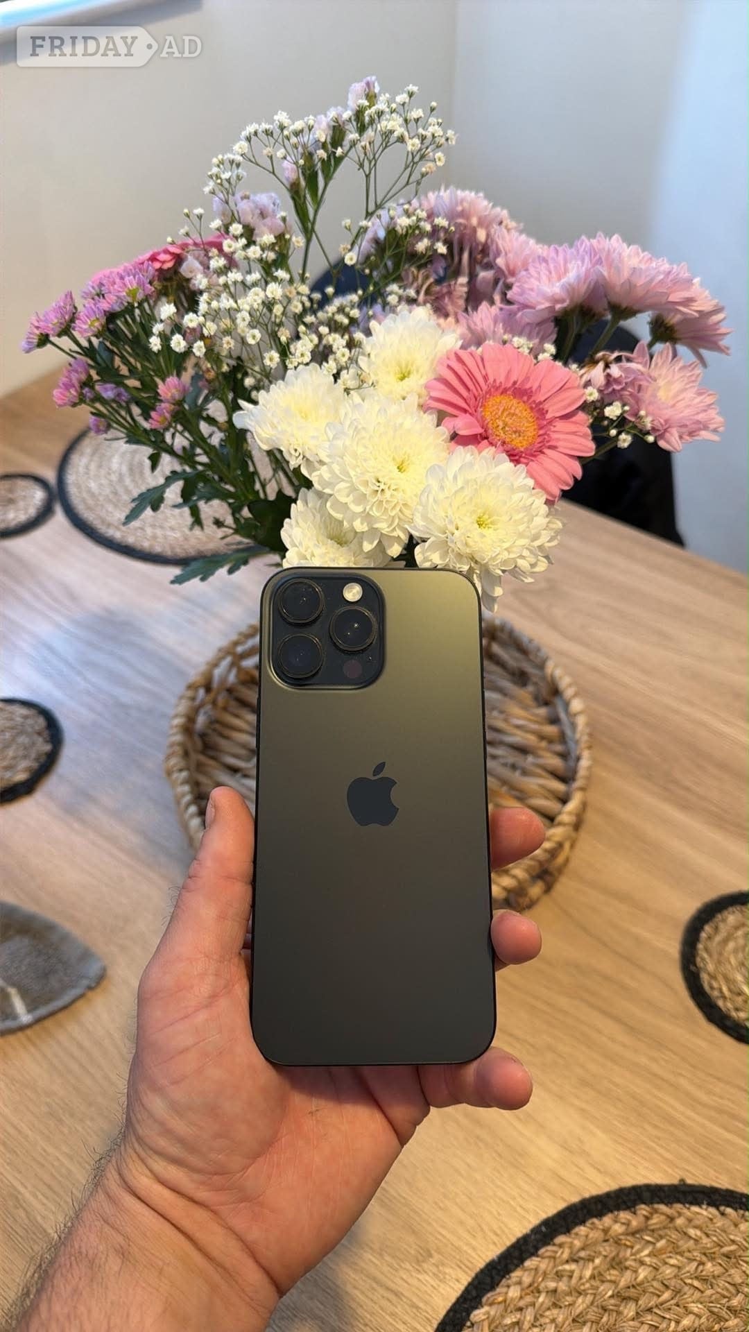iPhone 16 pro max , 256GB , unlocked , boxed , 6 months old 