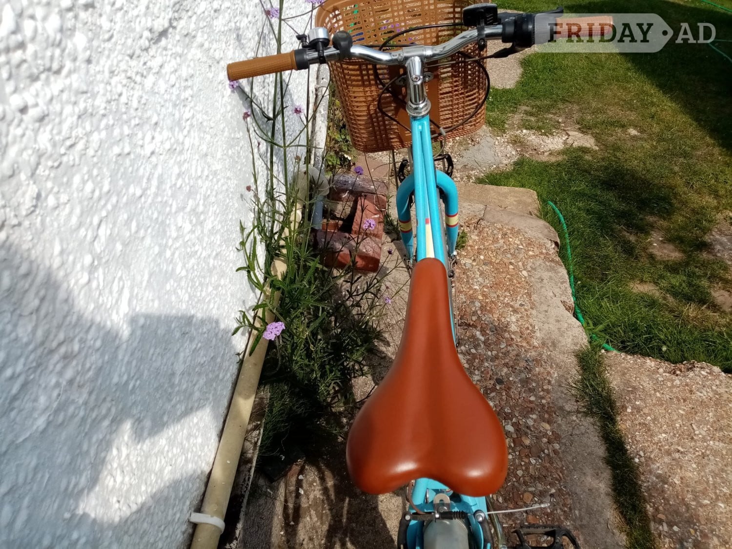 Ladies Hybrid bike