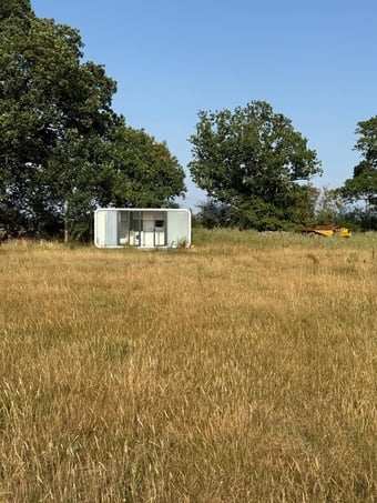 One bed container home in one acre field toLet