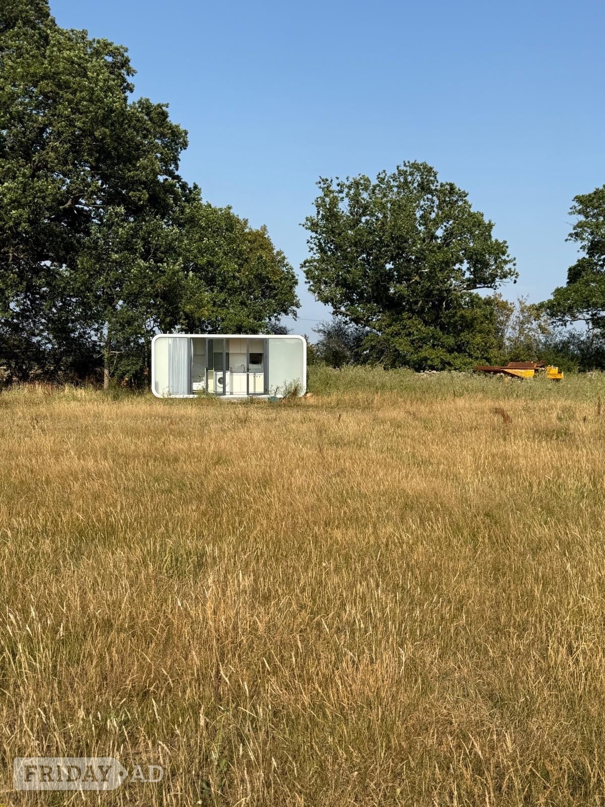 One bed container home in one acre field toLet in Henfield