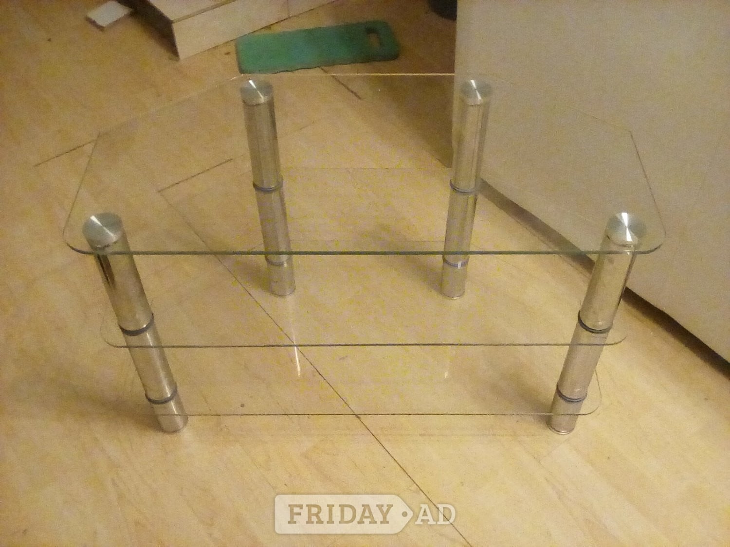 Swansea Glass corner tablek