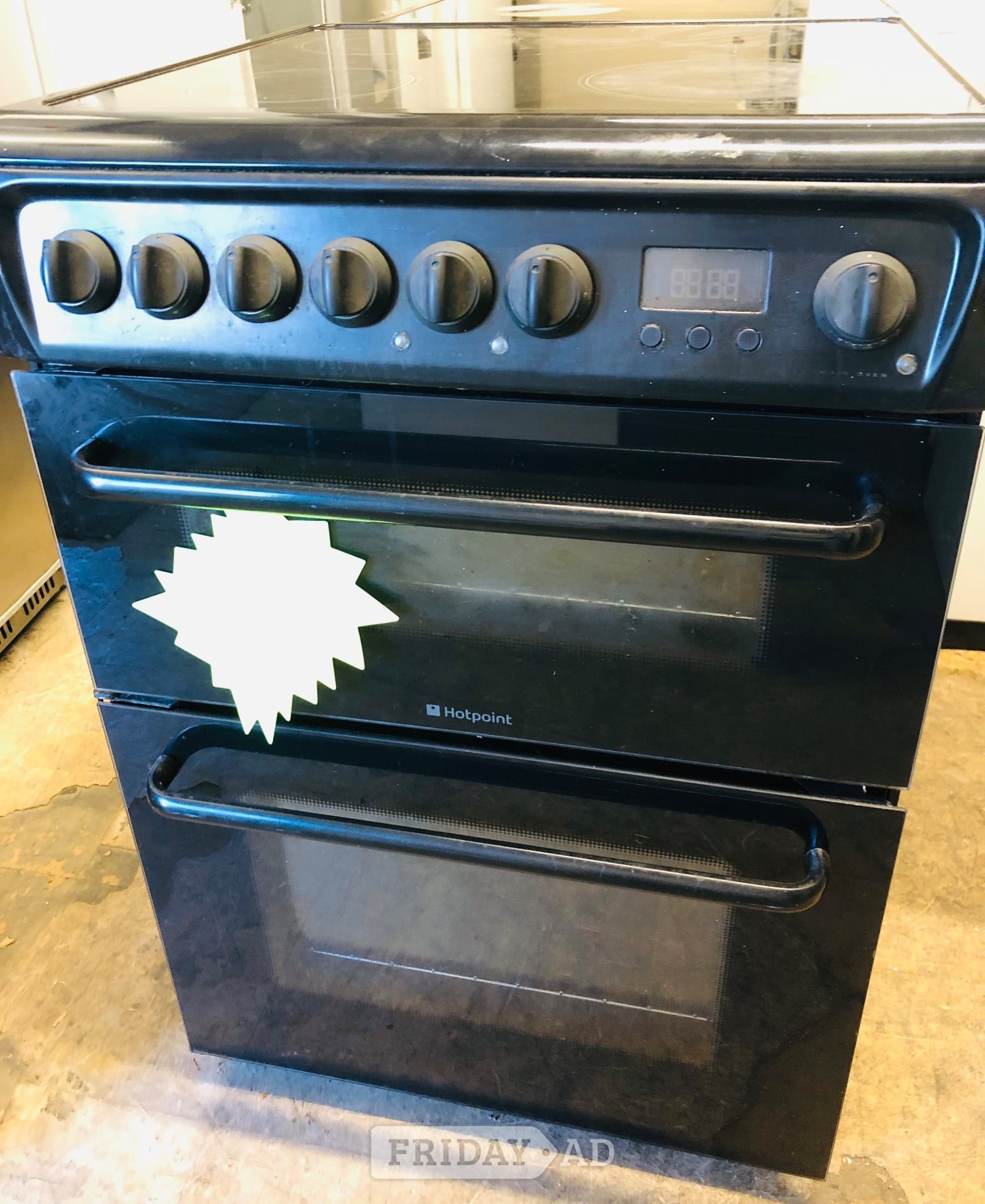Black hotpoint 60CM Wide  Electric cooker with oven and grill. in Rugby