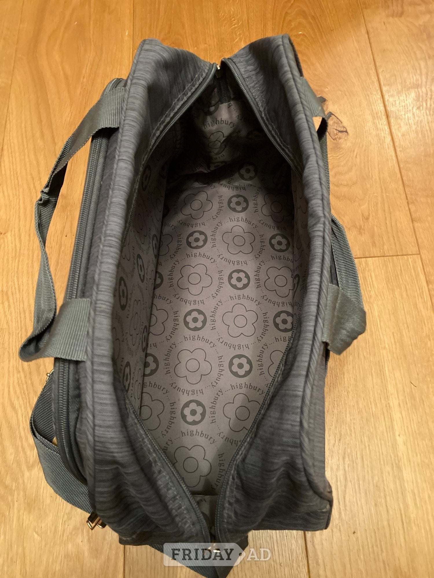 Crawley Highbury Under Seat Flight Shoulder Bag - HBY0005