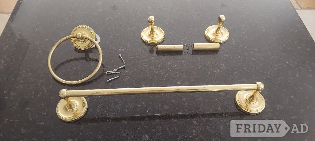 Bathroom Fixtures & Holders in Tunbridge Wells