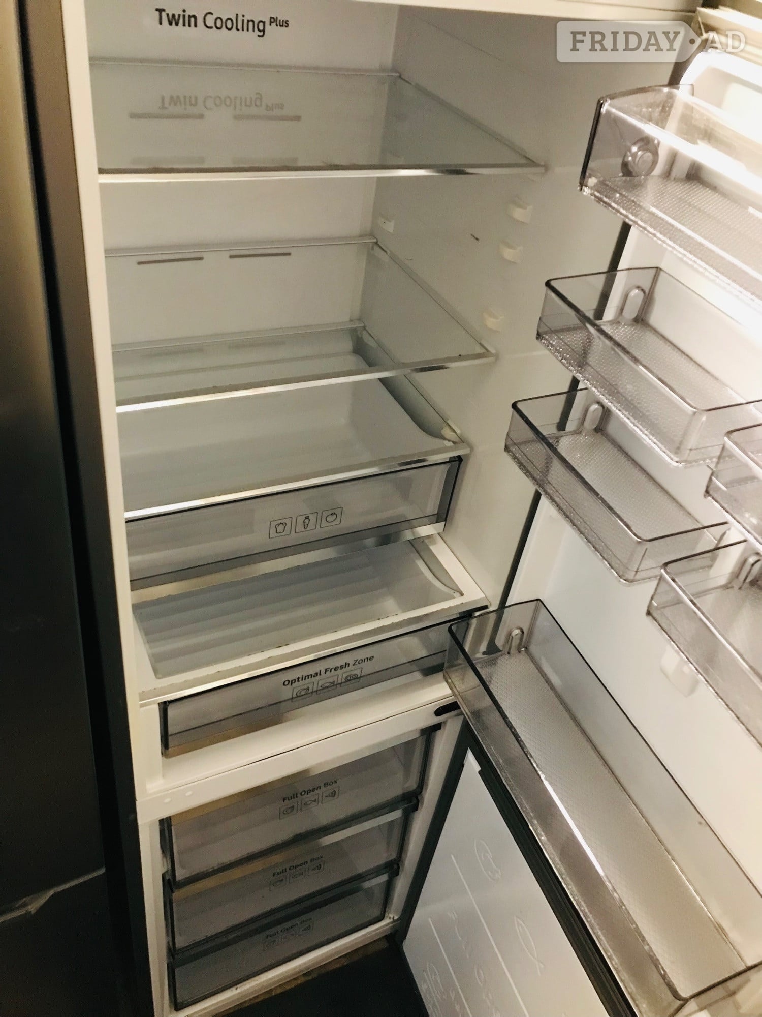 Samsung Frost free fridge freezer 