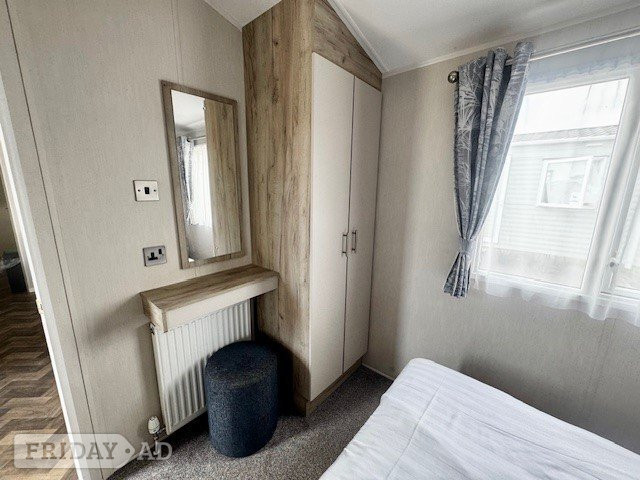 Stunning 4 Bedroom Caravan For Sale Near Sizewell - Holiday Homes