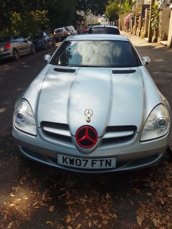 Only done 50000 miles drives like new mot till March very good co