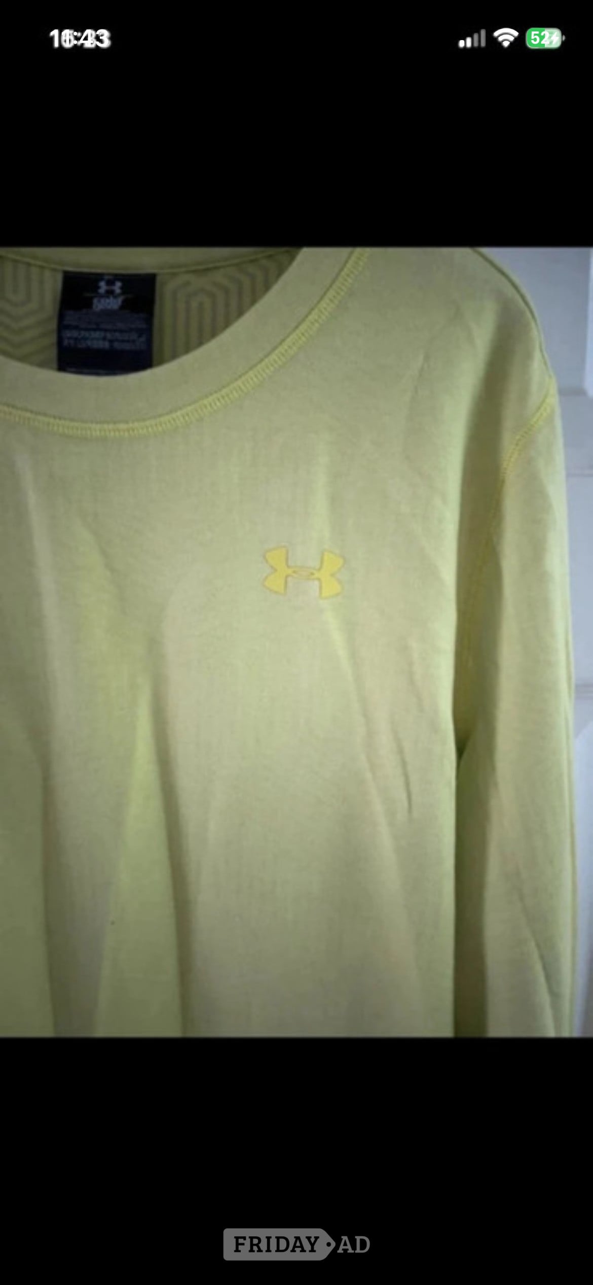 Stourport-On-Severn Men's Yellow Under Armour Cold Gear Active Wear sweater In Size L