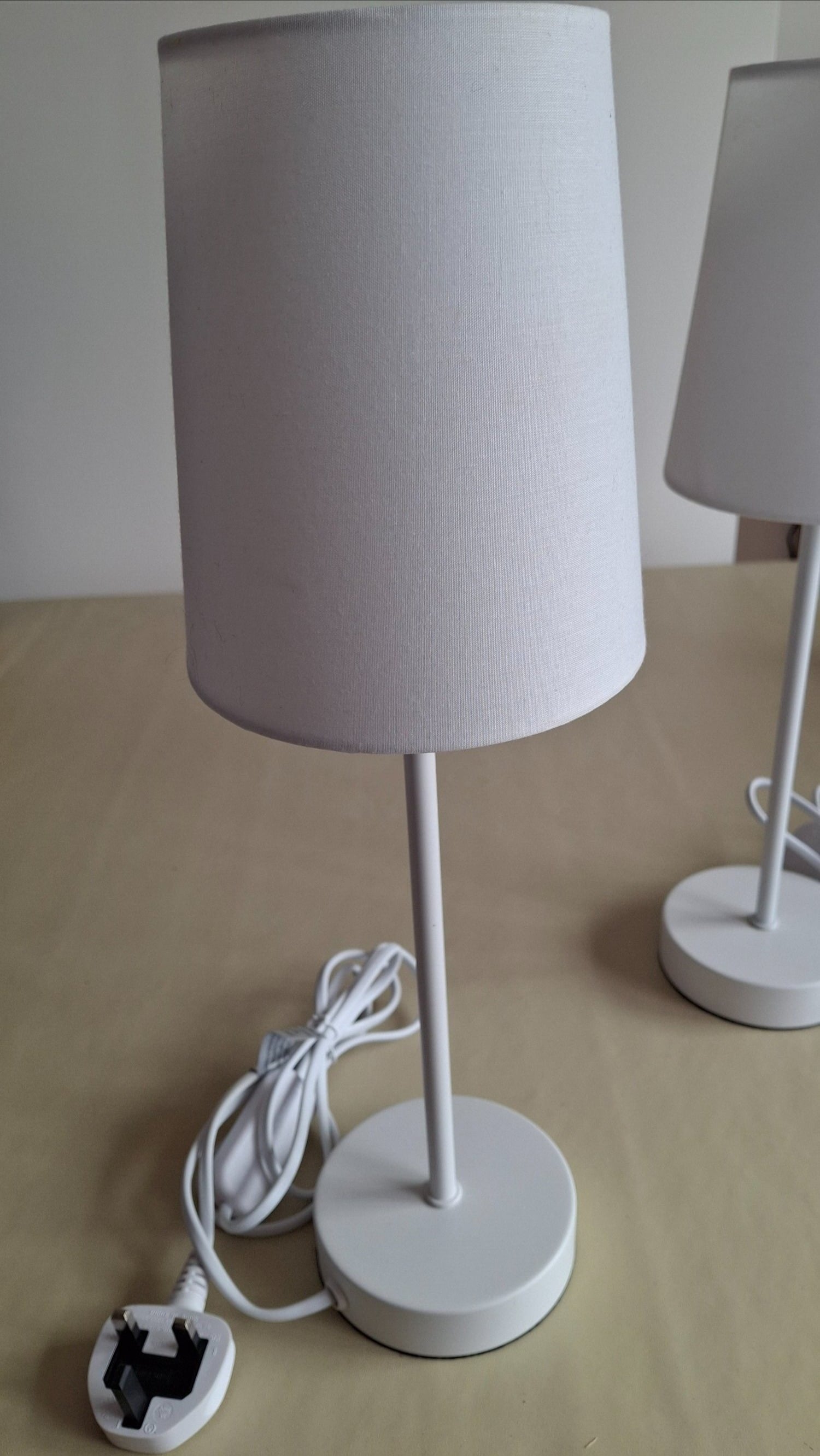2 Bedside Lights