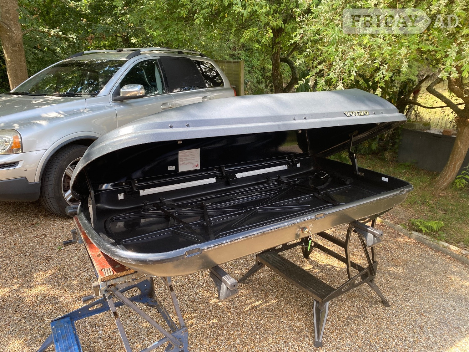 Volvo/Thule 600Litre Roofbox, Inc Roof  Rails and bike carrier in Polegate