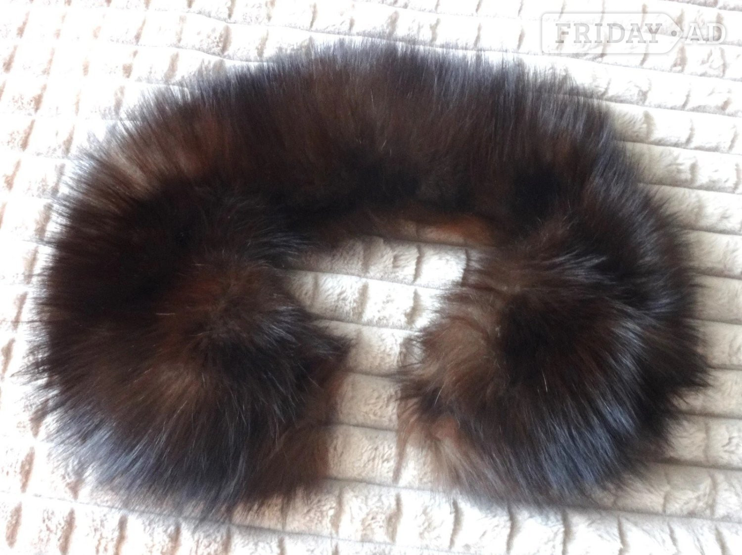 Vintage real silver fox fur detachable  colar in Cardiff