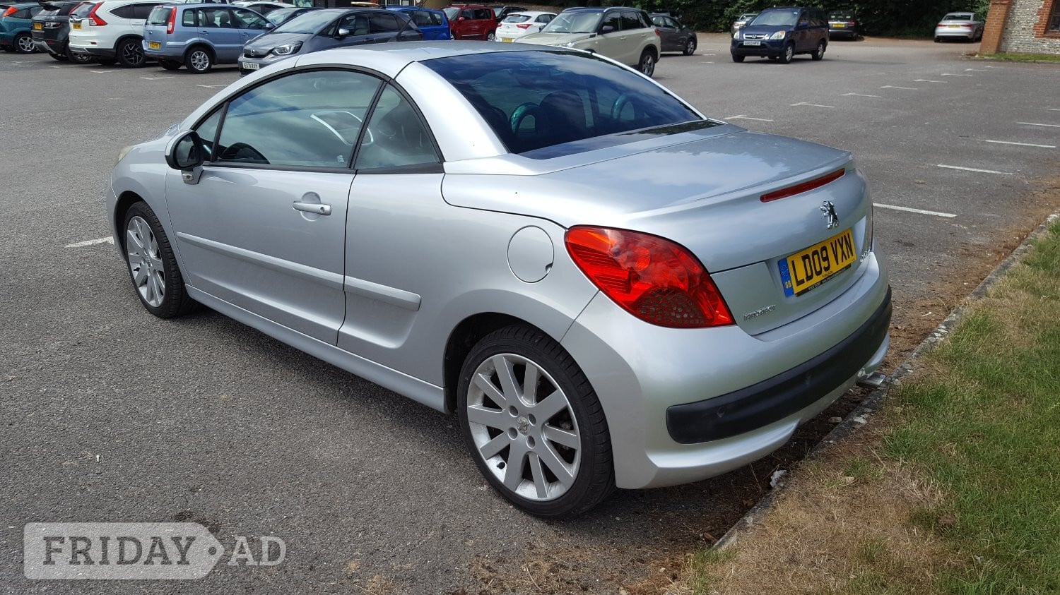 [ berth ]Peugeot 207