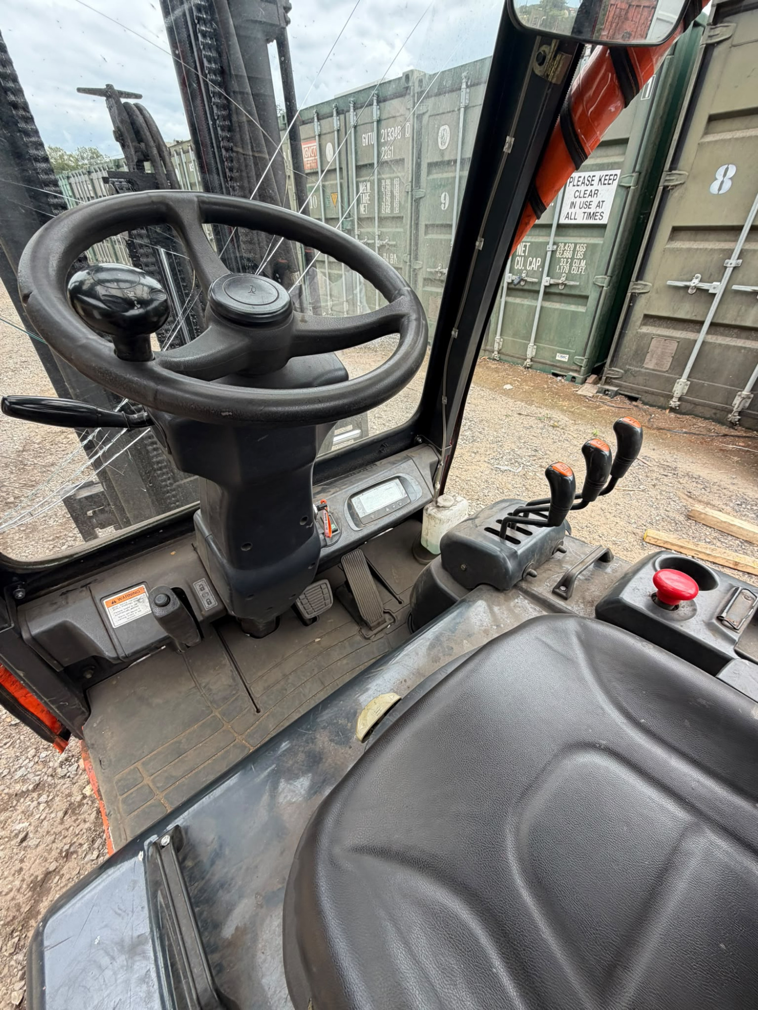 Doosan BT8-5 Fork lift - Agricultural in Odiham