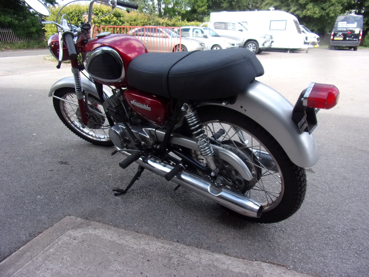 [ berth ]Suzuki T200