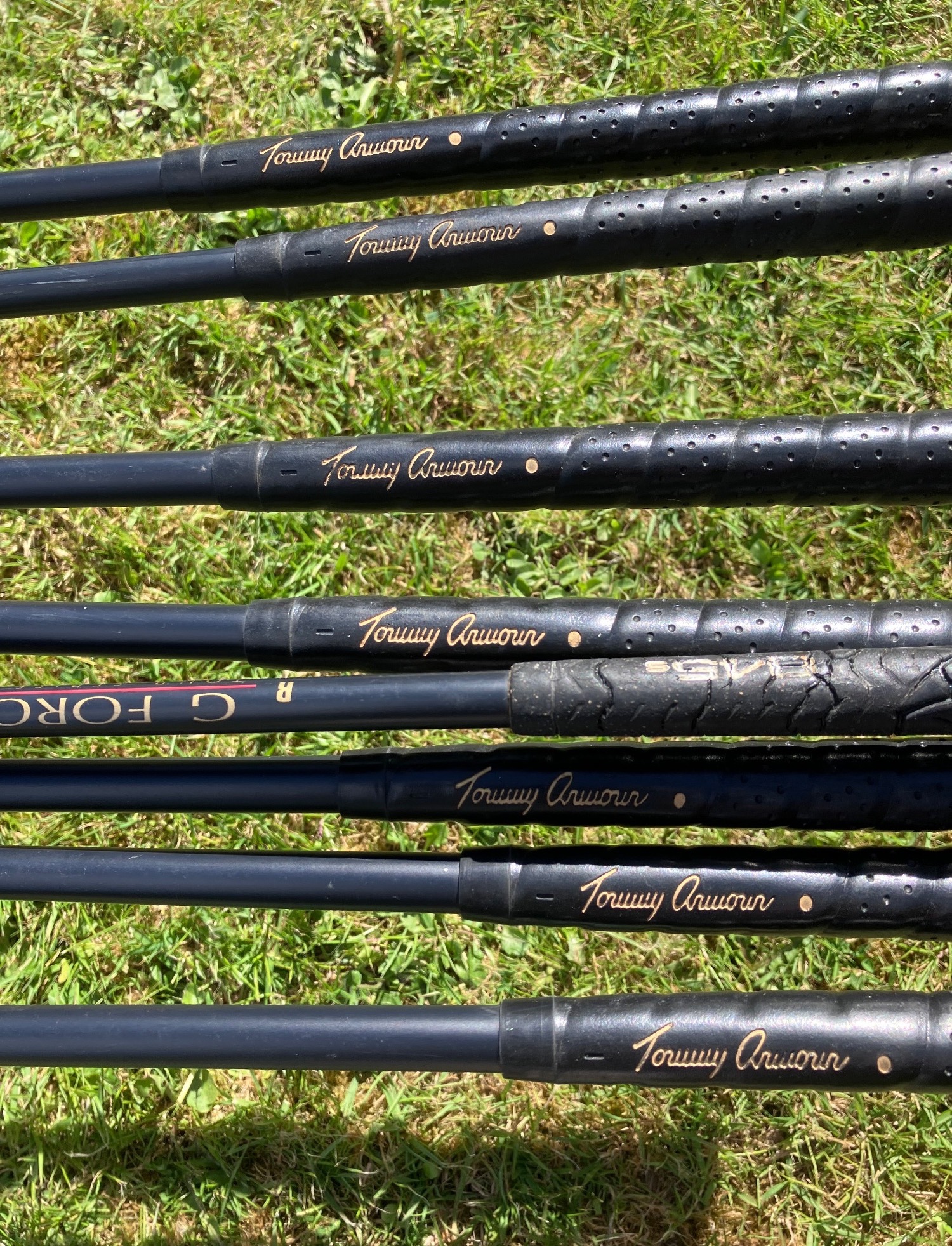 GOLF CLUBS, SET OF ‘G’ FORCE - ‘TOMMY ARMOUR’  IRONS - Sports Equipment in Tunbridge Wells