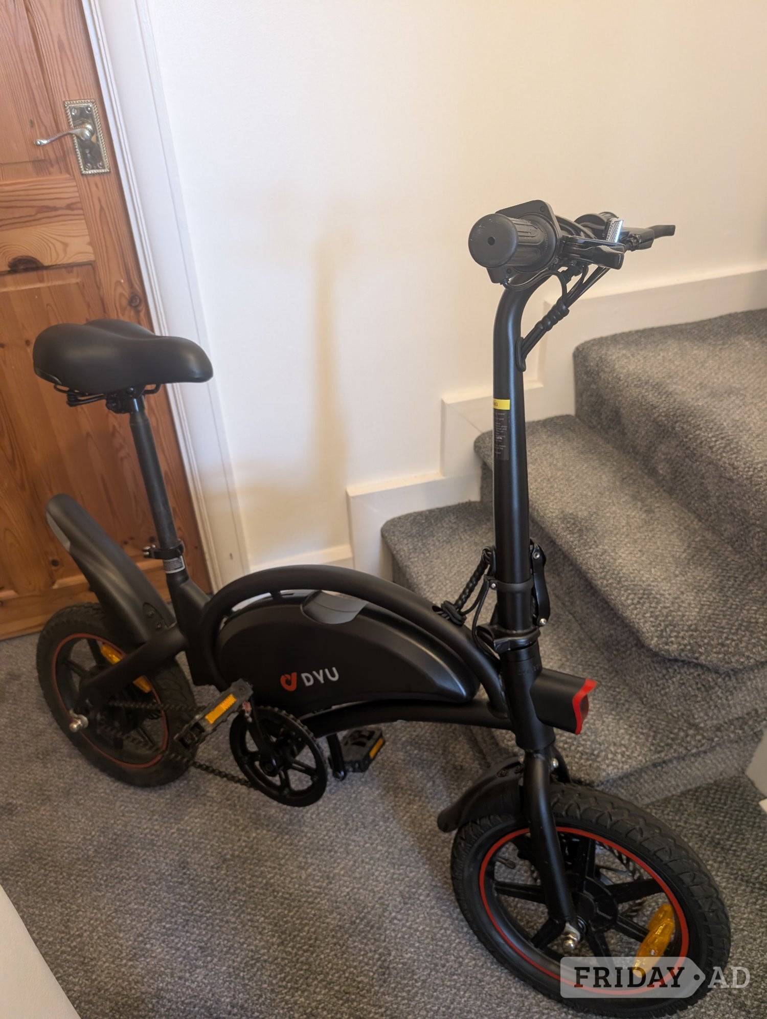 Folding electric DYU bike, low mileage £220 ono in Brighton