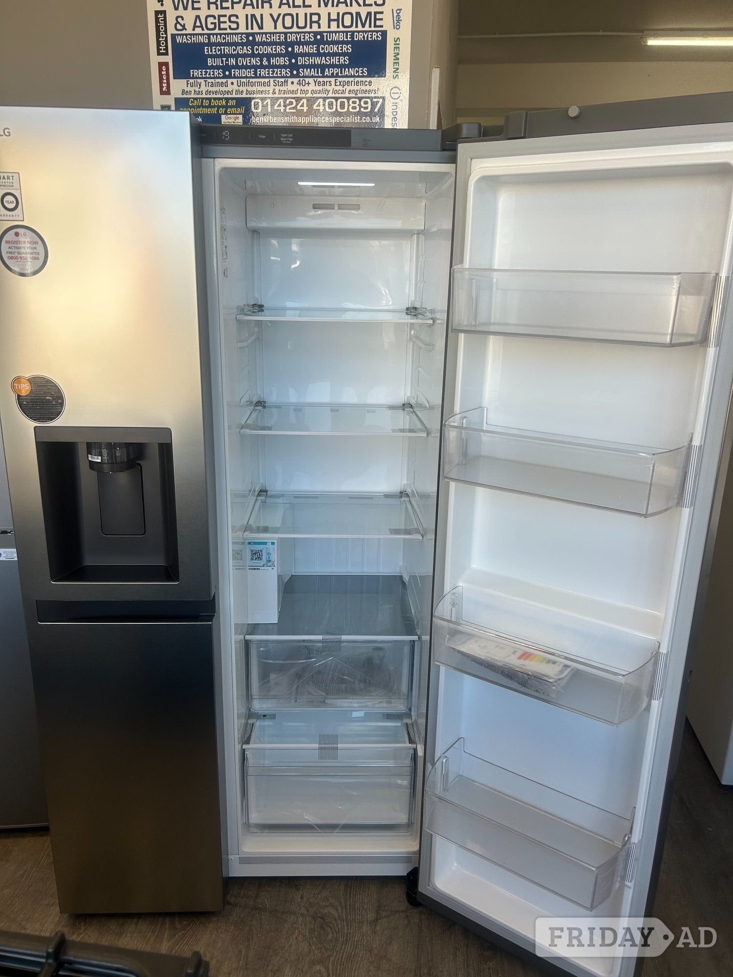 BRAND NEW!! LG AMERICAN FRIDGE