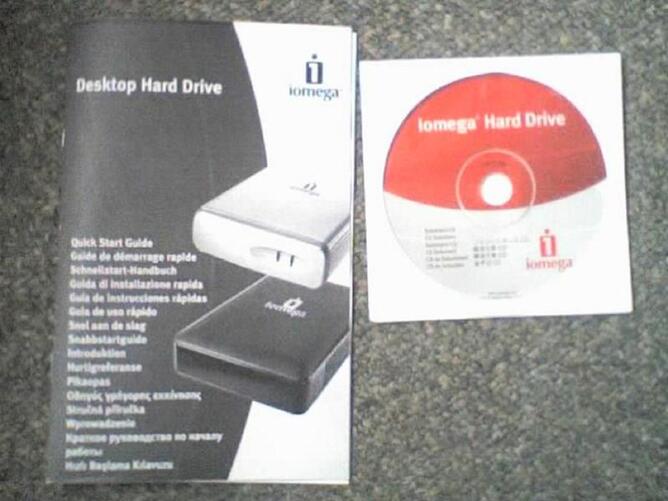 Iomega External 300Gb Hi-Speed USB 2.0 Hard Drive for PC / MAC.