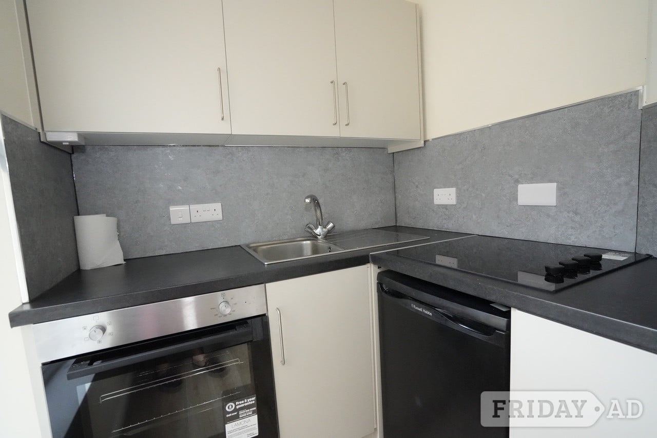 Bexhill-On-Sea BEXHILL-ON-SEA Newly refurbished studio