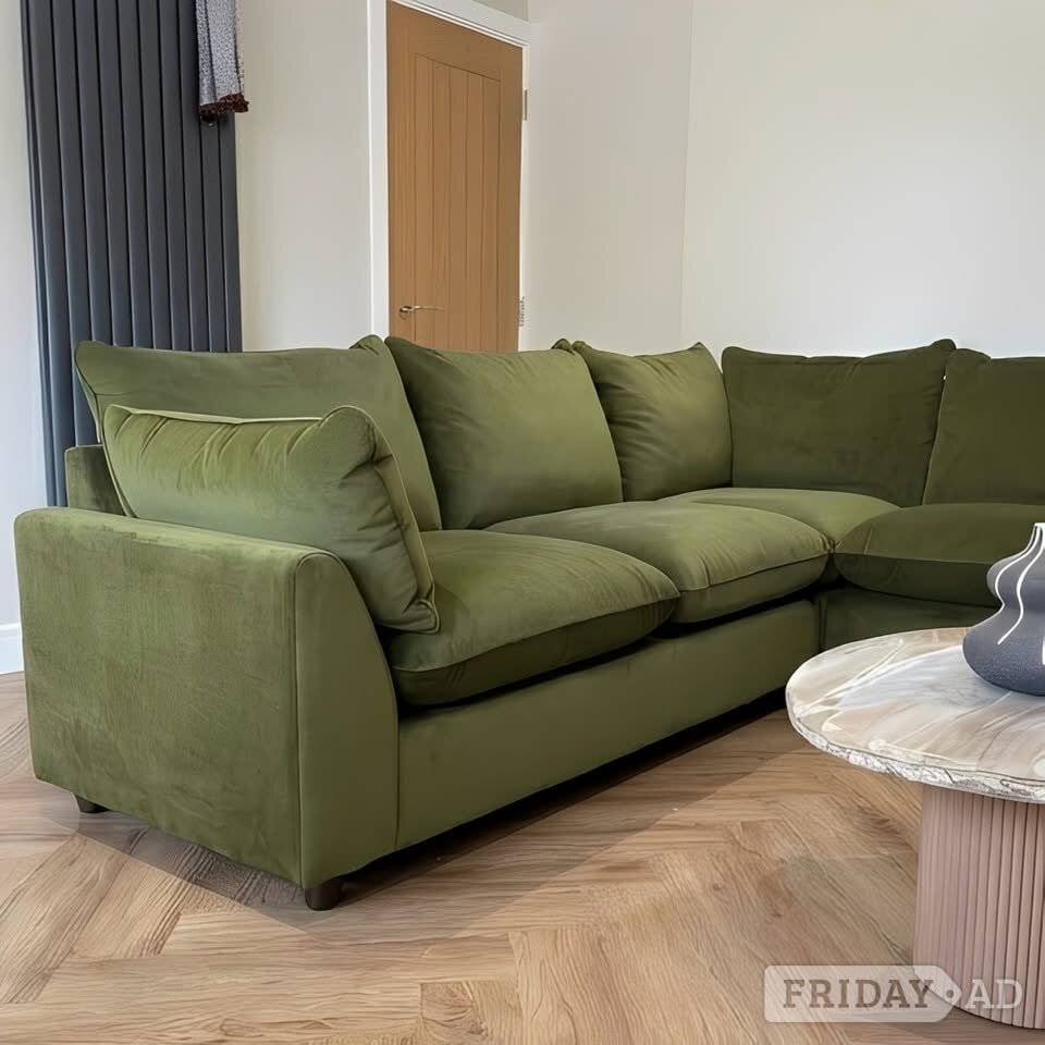 Olive Green 5 Seater 5x Seater Corner Sofa / Brand New  - Furniture in London