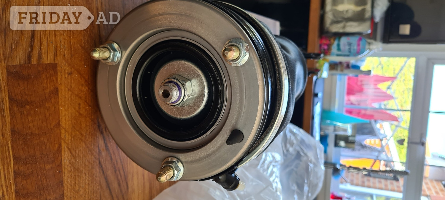 NEW L322 RANGE ROVER FRONT DRIVERS AIR SUSPENSION LEG NEW - Parts & Accessories