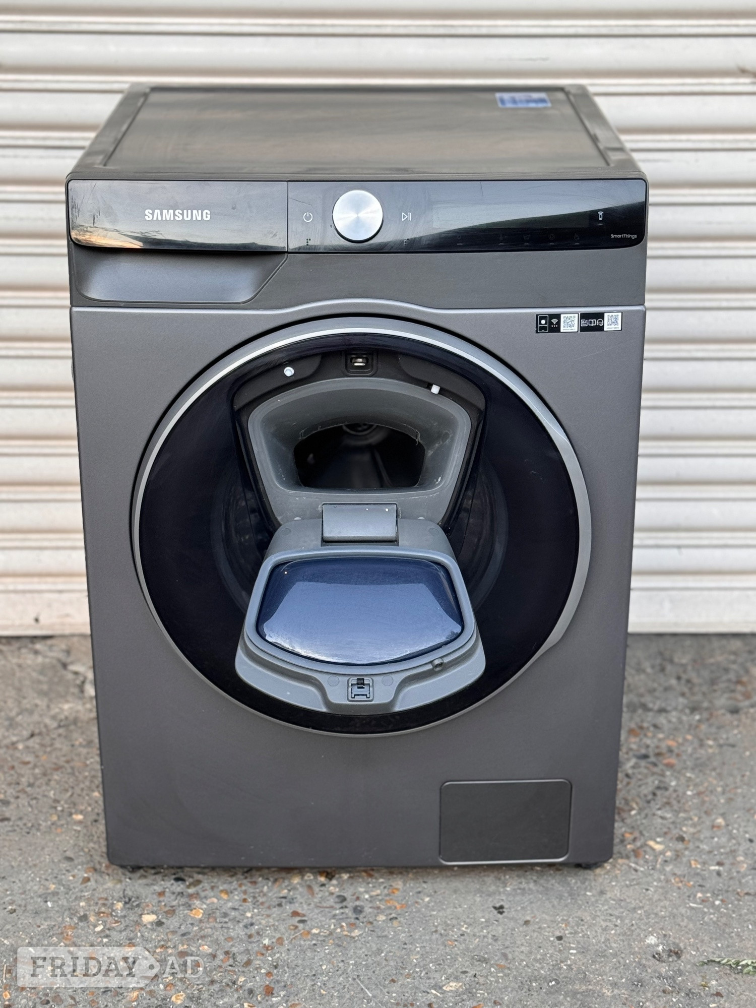 Romford Samsung eco bubble 9kg washing machine add on door grey 3 months 