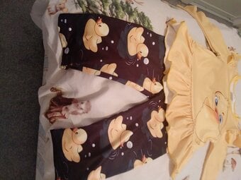 Duck leggings navy blue with yellow ducks  on  9 to 12 months new
