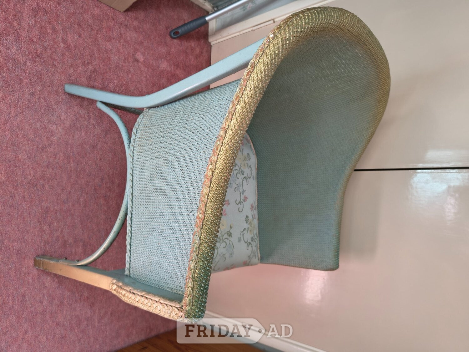 MUST BE SOLD 1960's Lloyd Loom/ Sirrom Style table and chair - Furniture in Buckingham