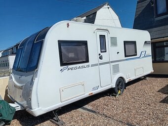 Bailey pegasus verona gt70 2018 sleeps 4 immediate condition 