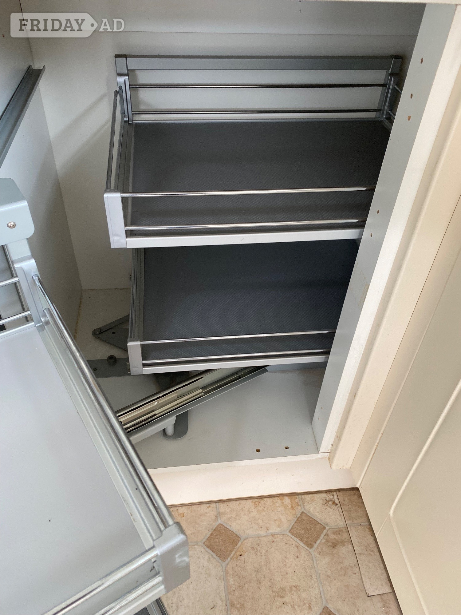 Internal kitchen drawer baskets and Blind corner organiser - Home Appliances in Hassocks