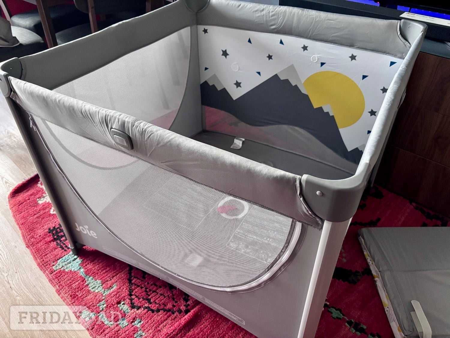 Joie Cheer Playpen - Little Exploer in Crawley
