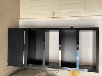 Black Gloss Display Unit