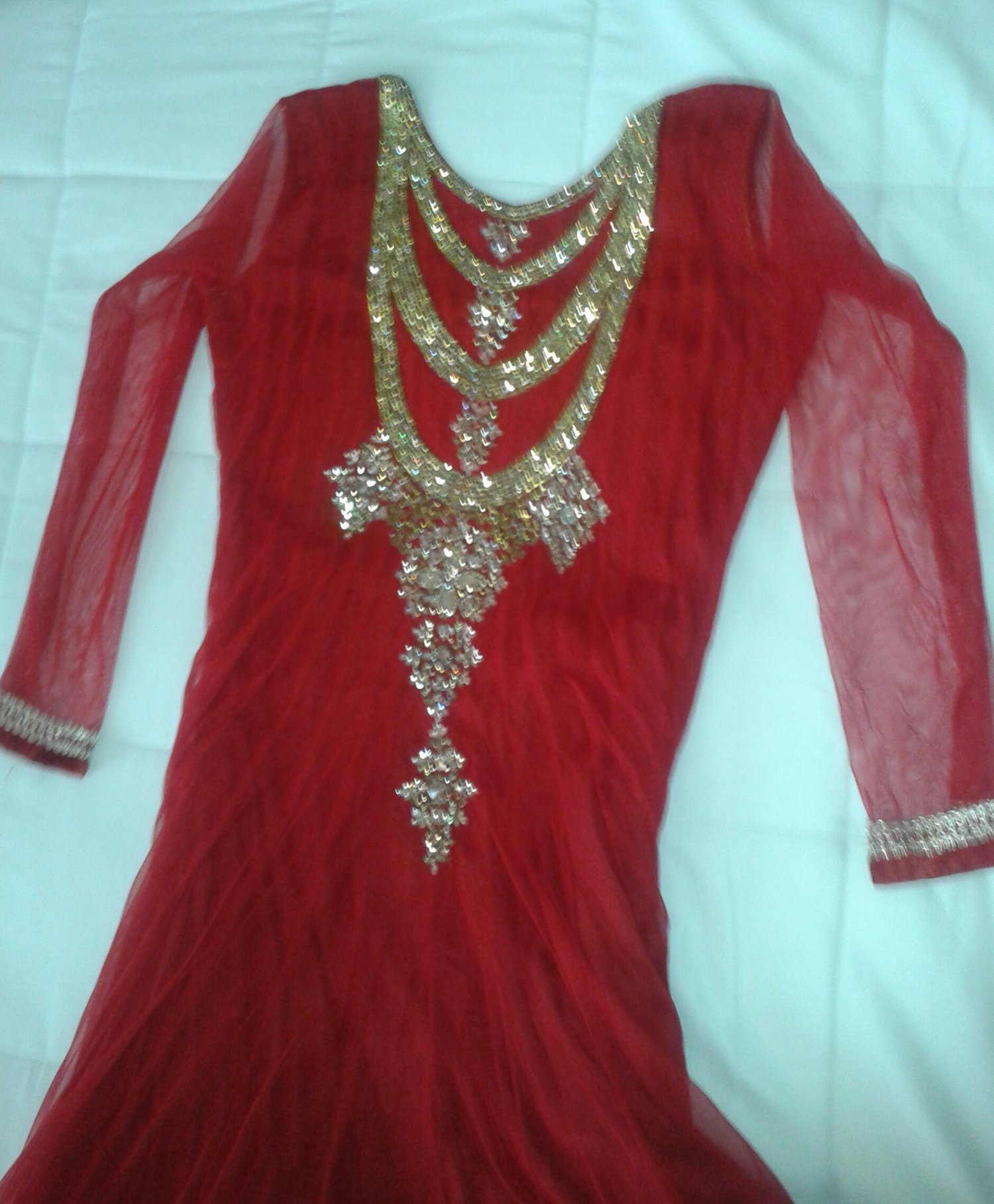 Regal Red & Gold Wedding Masterpiece – Size Medium inc. FREE VEIL - Clothing, Footwear & Accessories