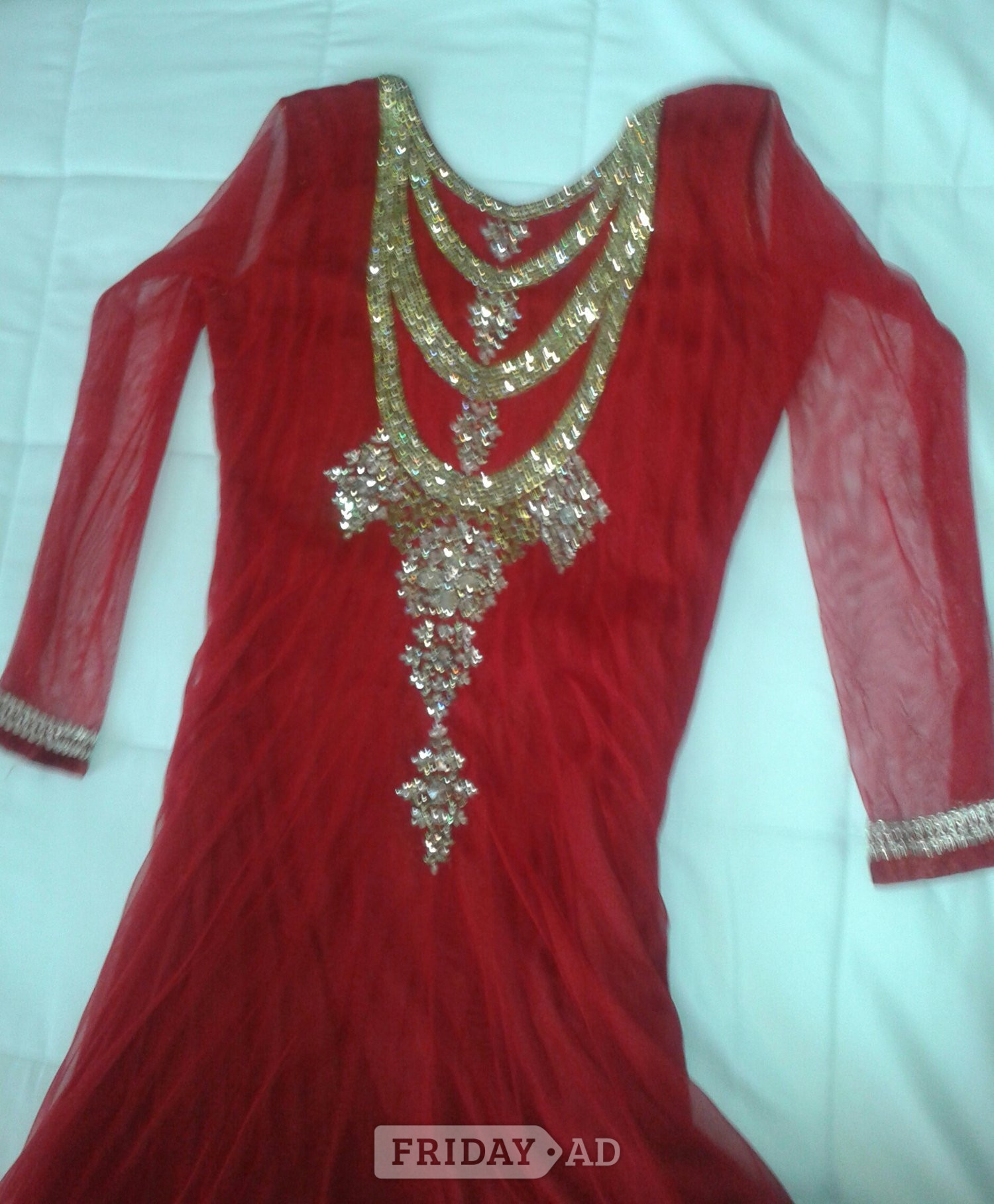 Regal Red & Gold Wedding Masterpiece – Size Medium inc. FREE VEIL - Clothing, Footwear & Accessories
