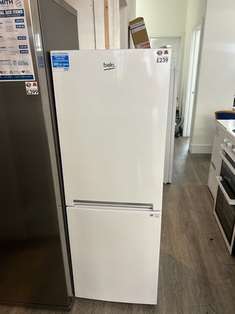 BEKO 50/50 FRIDGE FREEZER