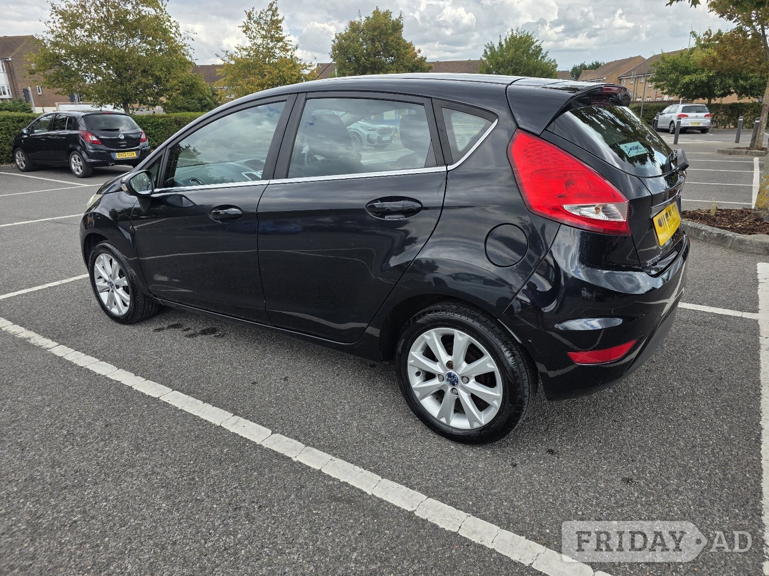 FORD FIESTA 1.4 ZETEC - Cars