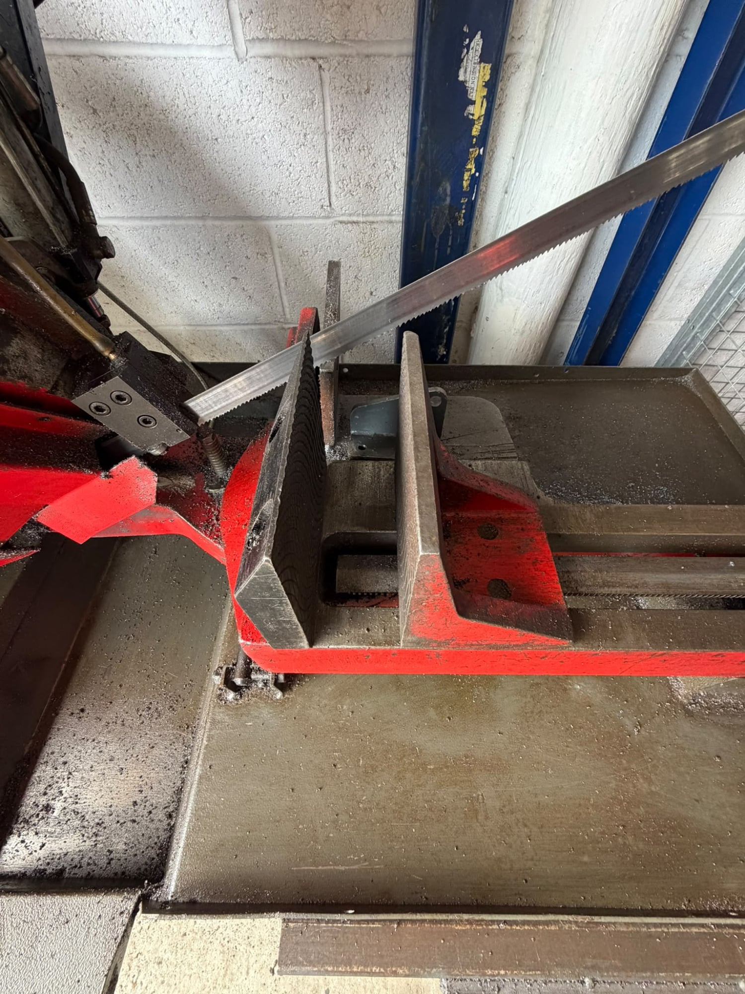Siemens band saw - Agricultural in Odiham
