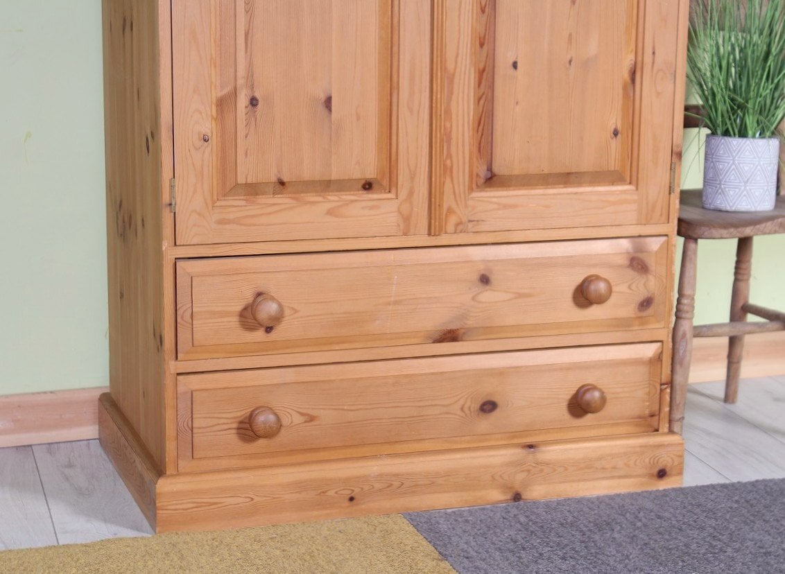 Hailsham Delivery Options- Cottage Pine Farmhouse Wardrobe 100% Pine