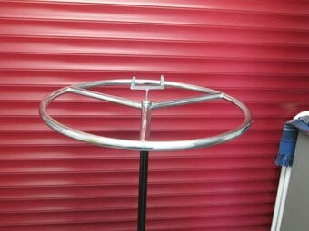METAL CIRCULAR CLOTHES RAIL