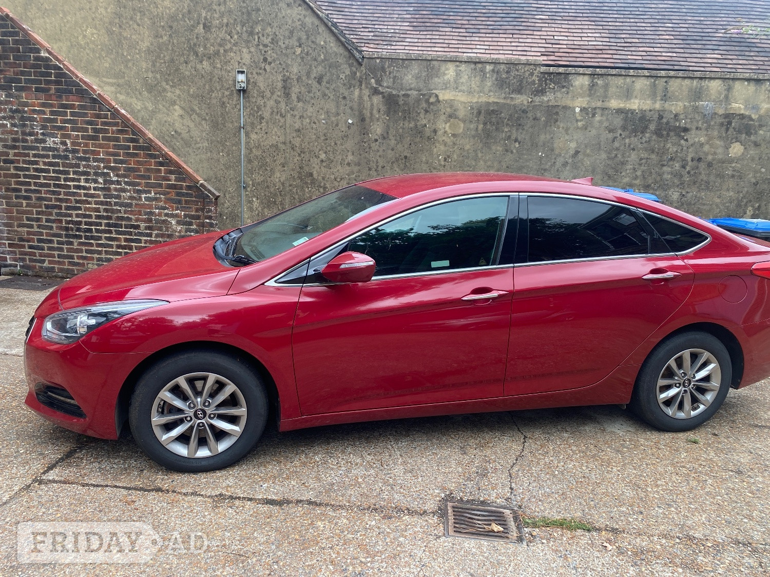 HYUNDAI i40 SALOON  - Cars in Haywards Heath