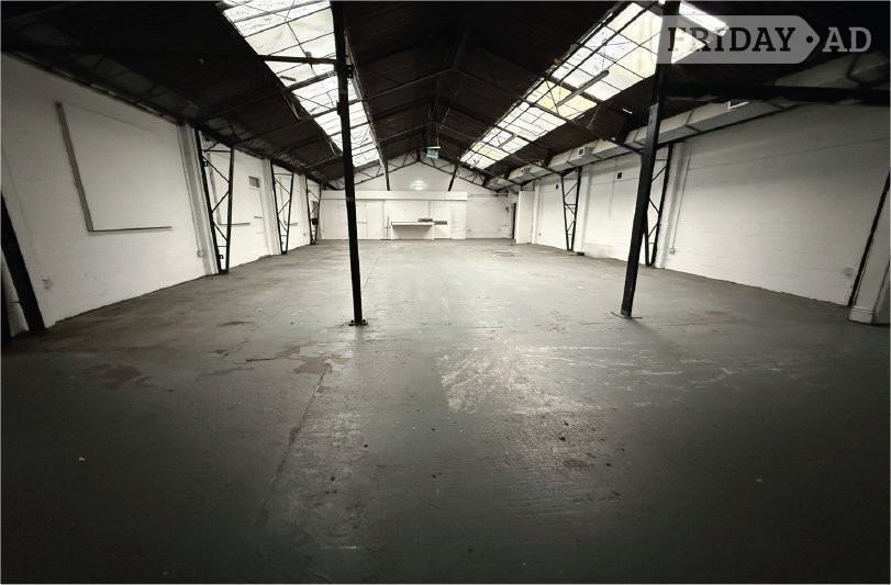 Burgess Hill Industrial Unit / Warehouse to Rent in Burgess Hill.