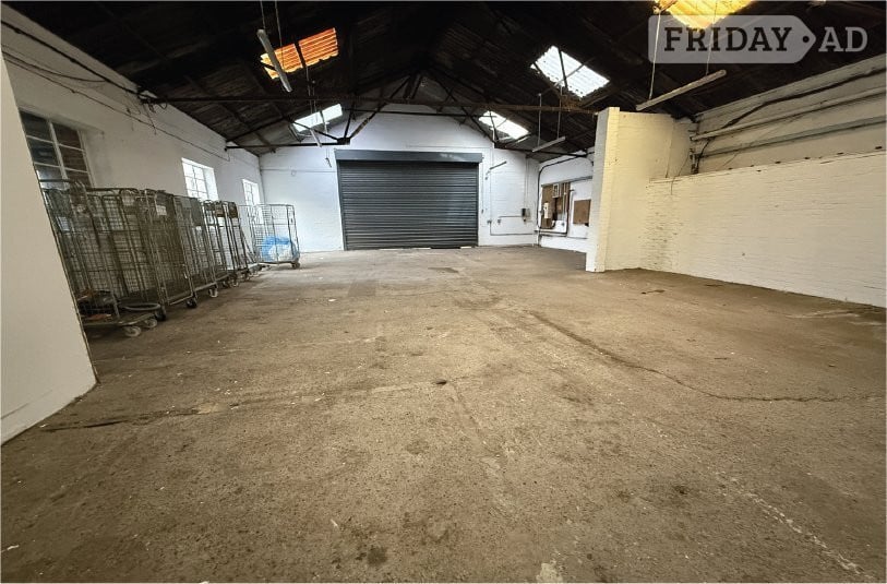 Industrial Unit / Warehouse to Rent in Burgess Hill. - Commercial Properties
