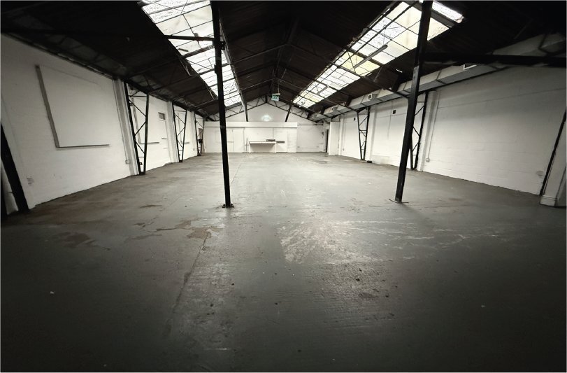 Brighton Industrial Unit / Warehouse to Rent in Burgess Hill.