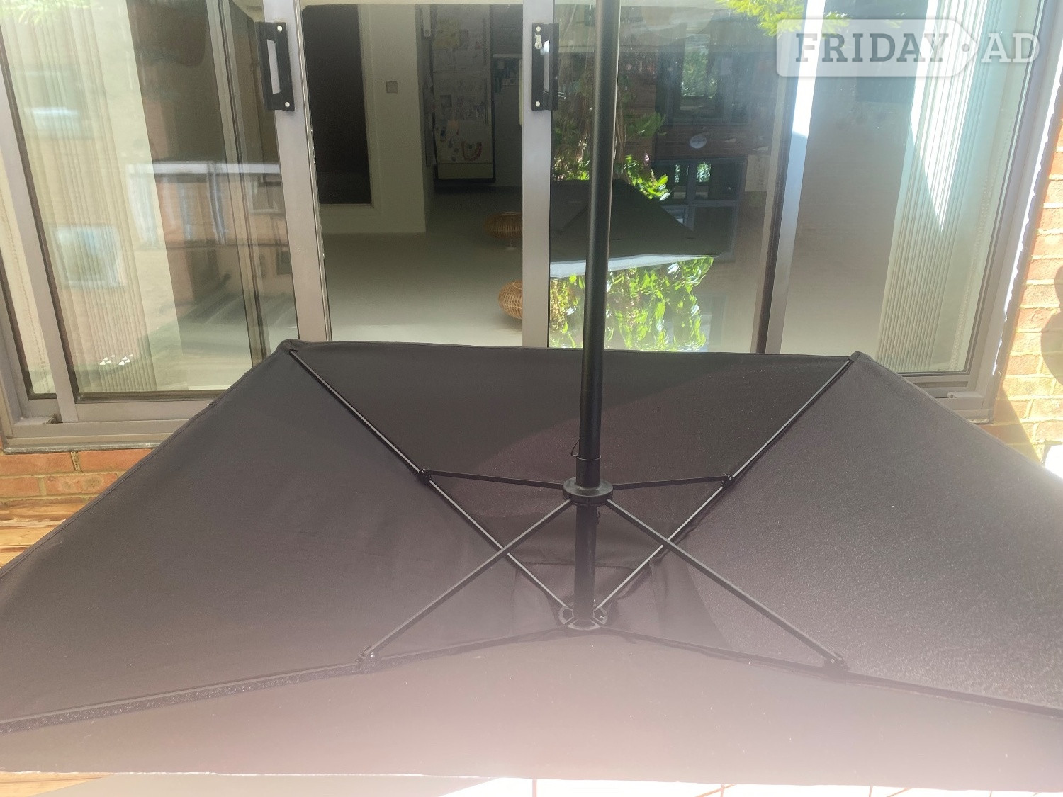 Hove Black garden umbrella, used twice