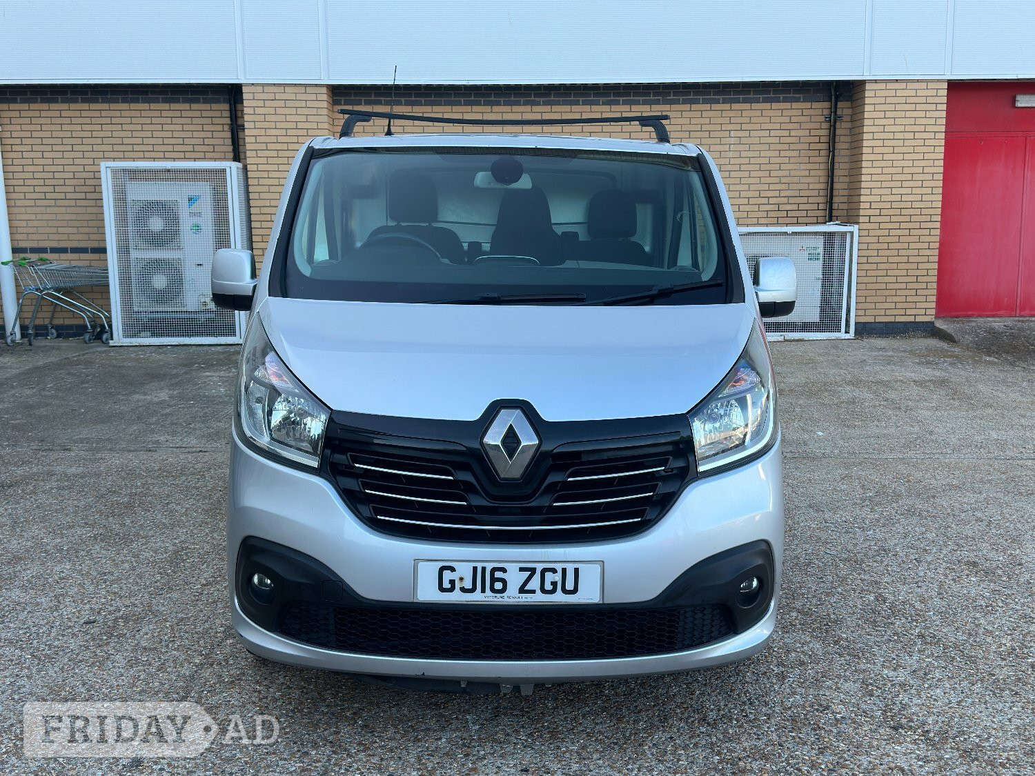 2016 Renault Trafic Sport  - New Years MOT - Ply Lined - No VAT in Brighton