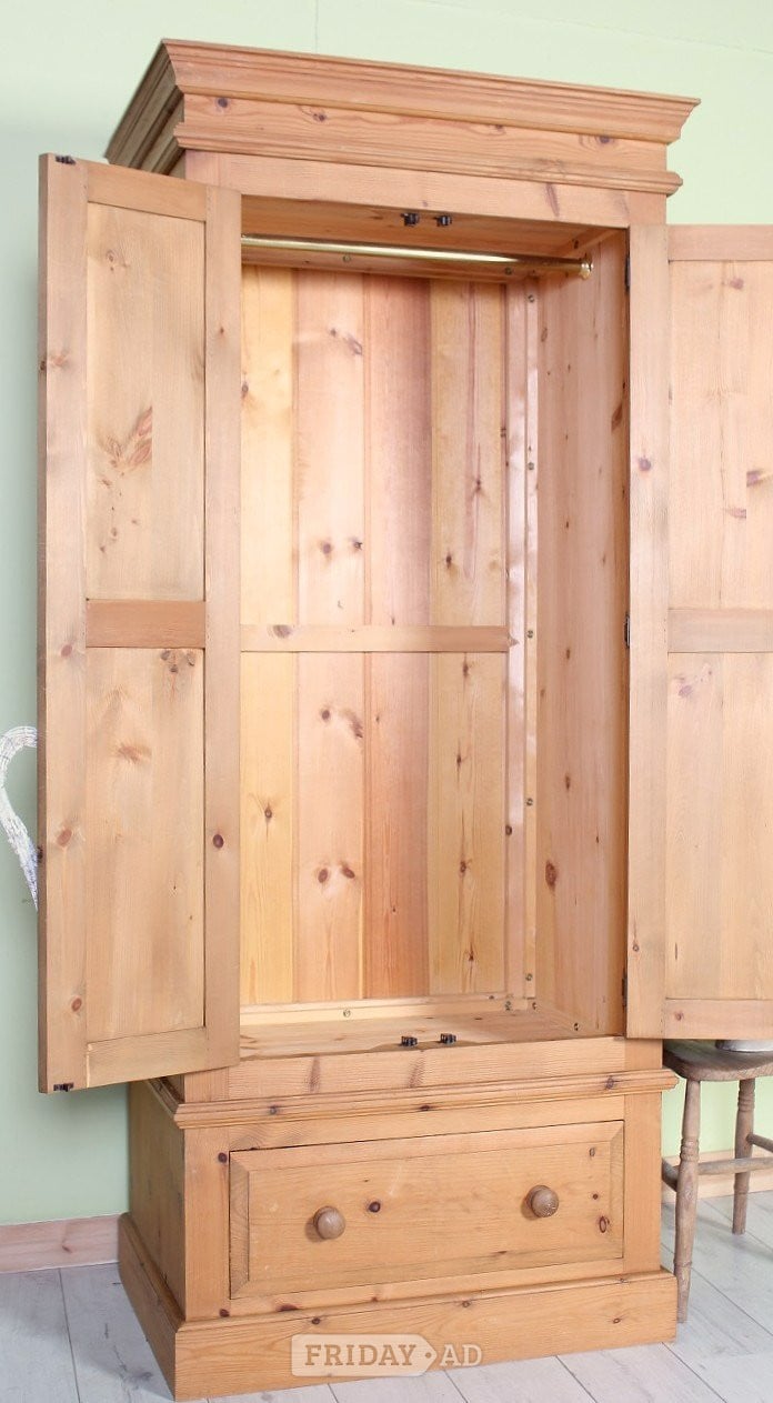 UK Delivery - Cottage Waxed Pine Farmhouse Wardrobe With 1 Drawer