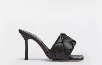 Pre owned heels on sale 