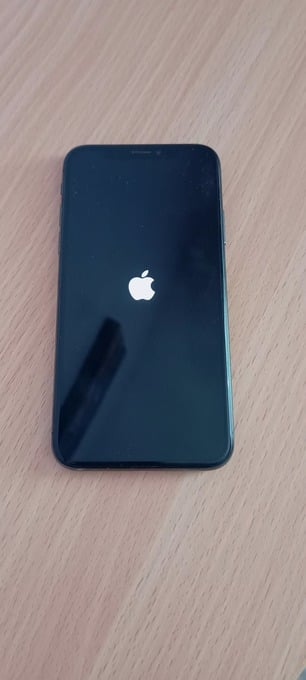 fautly apple iphone x mobile phone with free postage