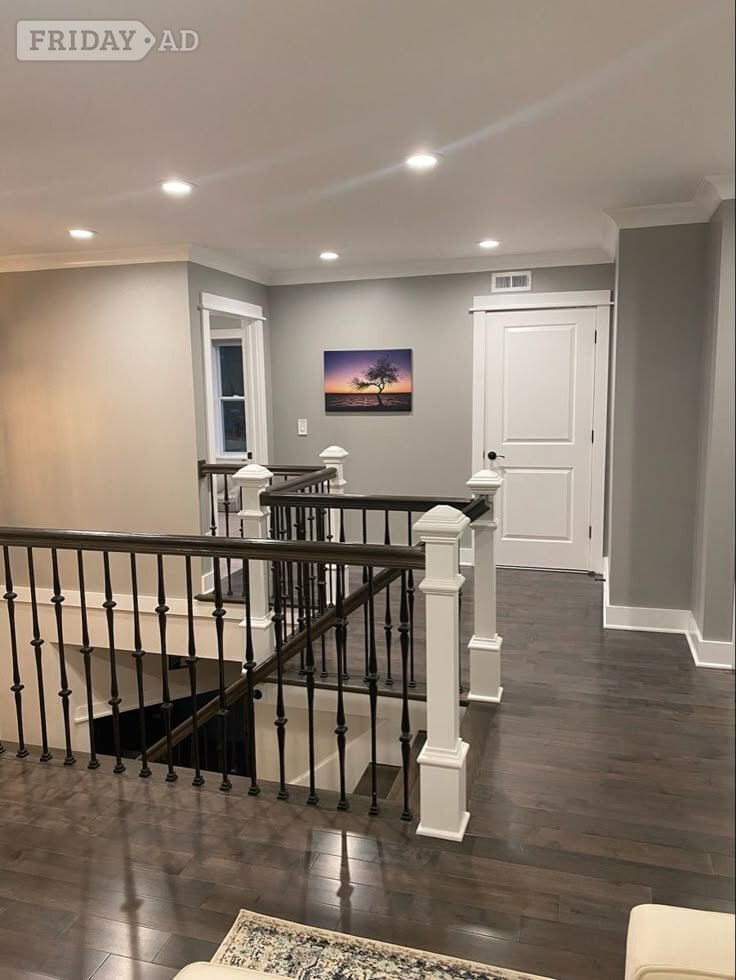 Leeds Single-story ranch-style flat