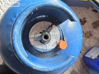 Calor butane gas cylinder - nearly full 